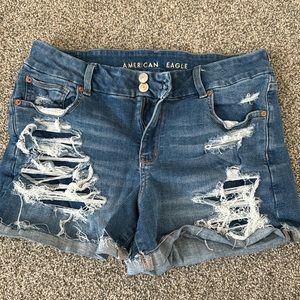 American Eagle Distressed Curvy Midi Shorts